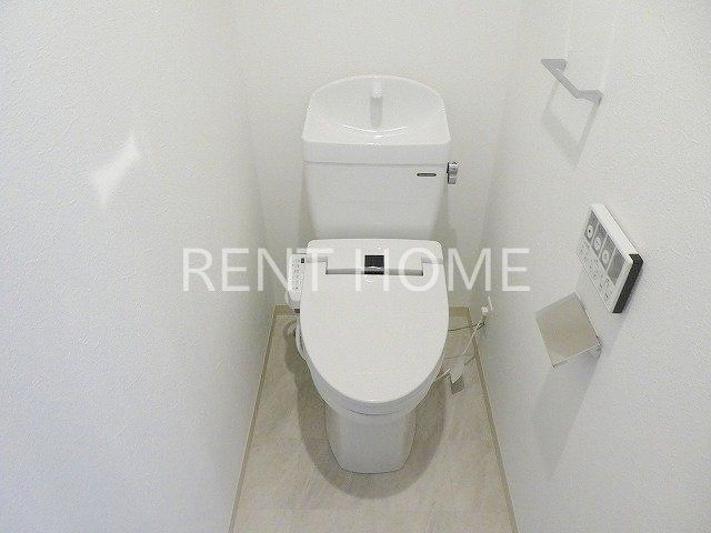 トイレ　ウォシュレット付き
