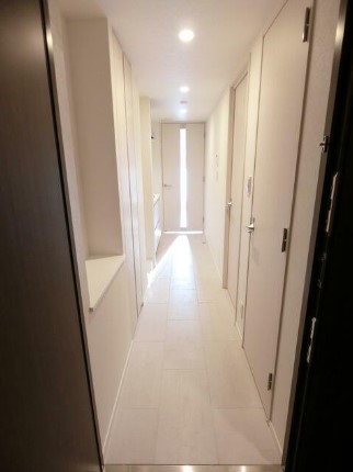 玄関　※同タイプ参考写真