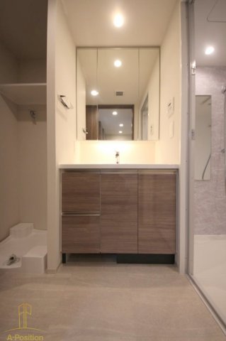 洗面設備　コンフォリア・リヴ南森町Q