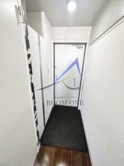 玄関　玄関です。