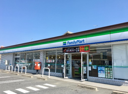 コンビニ　ファミリーマート 栗東霊仙寺店（コンビニ）まで500m
