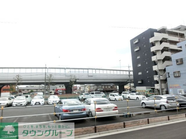 眺望　全面は開けていて日当たり良好です。