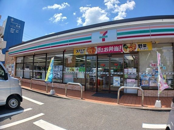 コンビニ　セブンイレブン　山本一丁目店（コンビニ）まで1000m