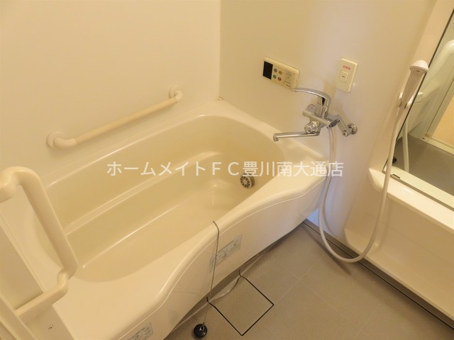 バス・シャワールーム　同型別部屋写真