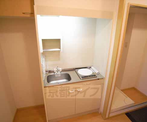 キッチン　コンロ付きのキッチンです