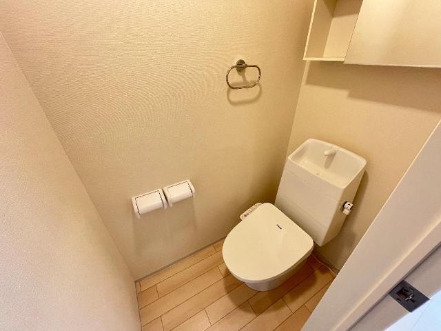 トイレ　シャワー付トイレ