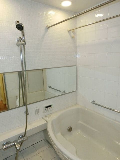 バス・シャワールーム　※別部屋写真参照