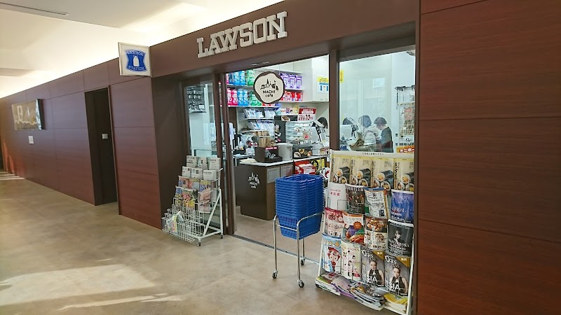 コンビニ　ナチュラルローソン順天堂医院B棟店（コンビニ）まで308m
