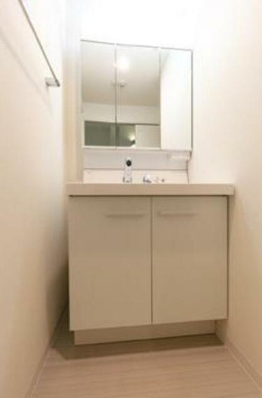 洗面設備　他のタイプのお写真です