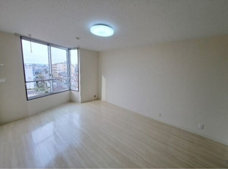 居室・リビング　図面と現状に相違がある場合には現状を優先