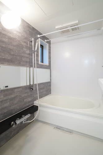 バス・シャワールーム　浴室