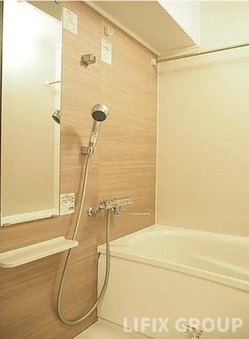 バス・シャワールーム　風呂