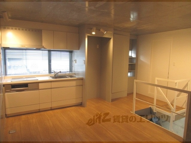 その他部屋・スペース　廊下