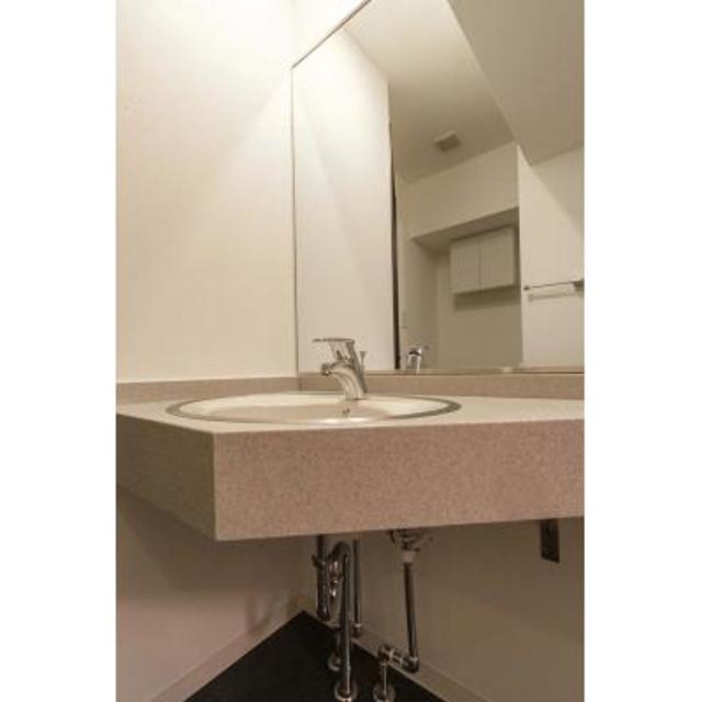 洗面設備　※写真は同タイプ住戸です。