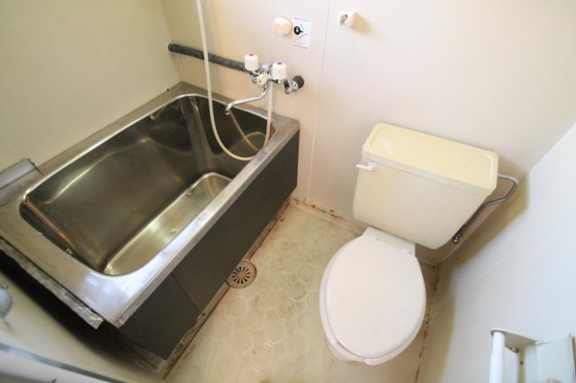 バス・シャワールーム　清潔感あるユニットバス★