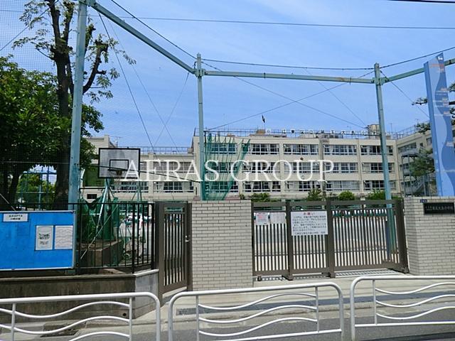小学校　江東区立第五大島小学校（小学校）まで651m