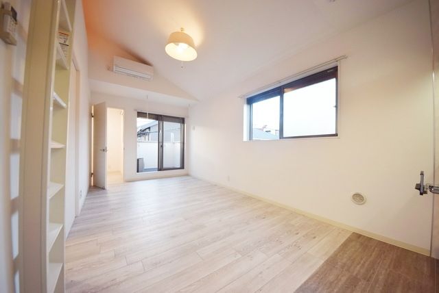 居室・リビング　★9.8帖リビング★