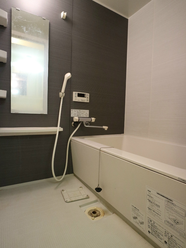 バス・シャワールーム　浴室