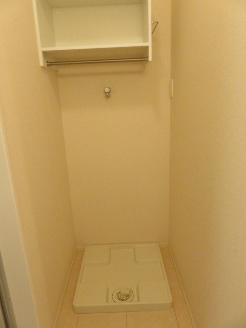 洗面設備　洗濯機置き場