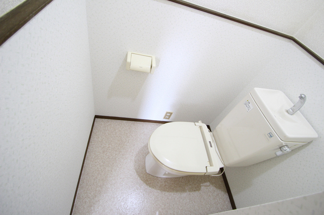 トイレ　個室でゆっくりできます