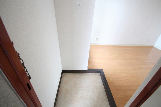 玄関　ただいまー！！