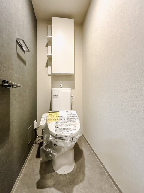 トイレ　※写真は同タイプ住戸です。