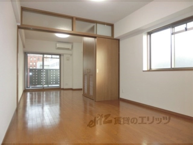 居室・リビング　居室