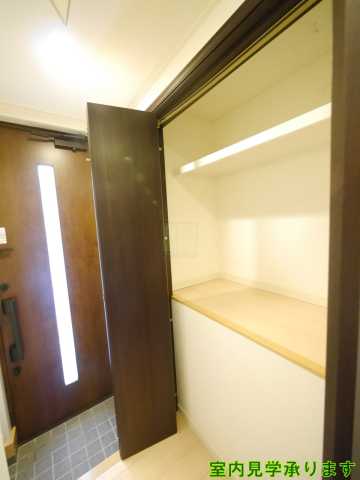 収納　メゾントレフル