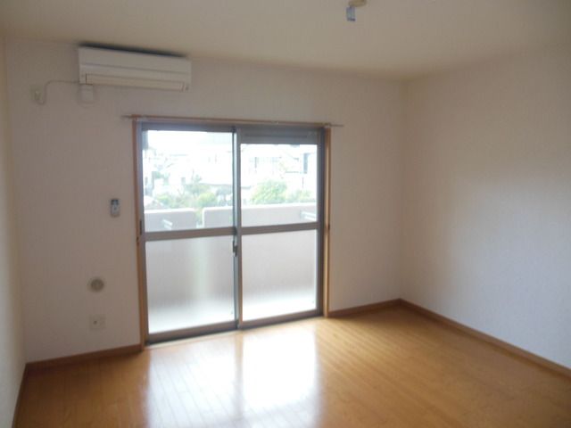 居室・リビング　★フローリングです★