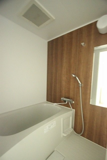 バス・シャワールーム　同物件別号室