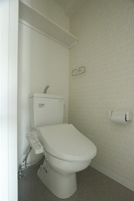 トイレ　同物件別号室