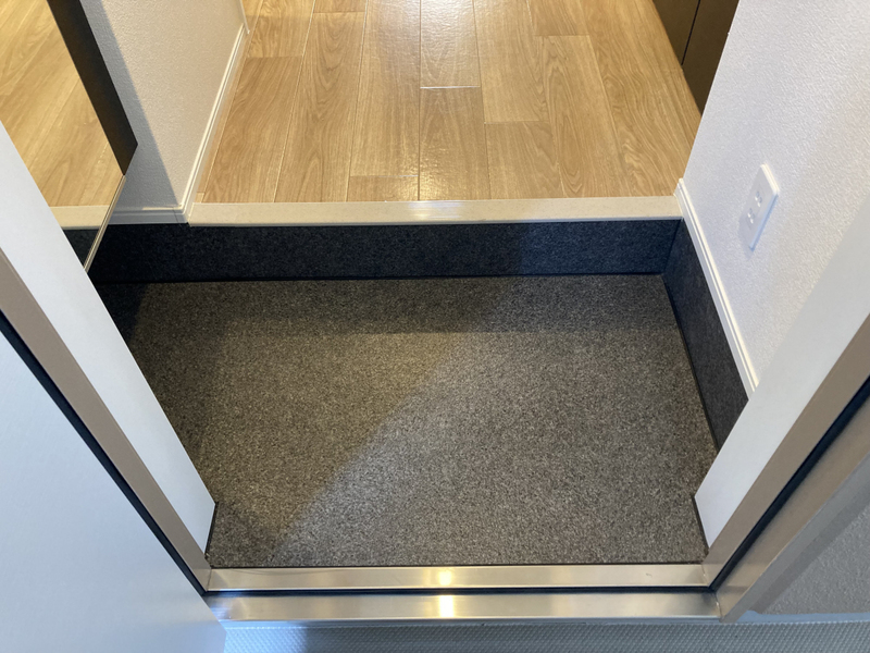 玄関　同タイプモデル