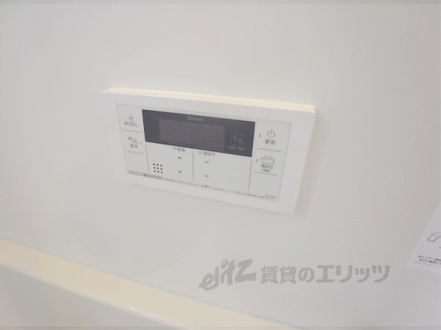 その他設備　給湯器リモコン