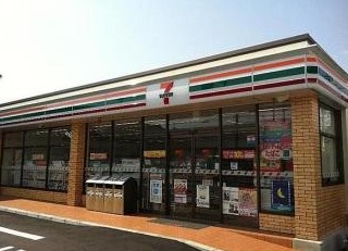 コンビニ　セブン-イレブン 世田谷駒留通り店（コンビニ）まで289m