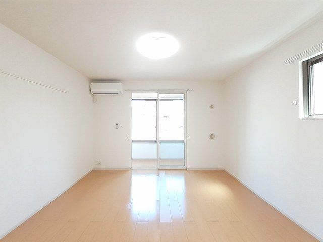 居室・リビング　ゆったり過ごせるリビングです