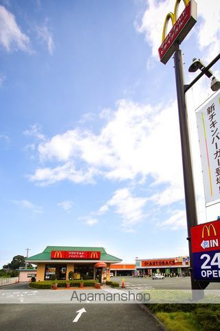 飲食店　マクドナルド　八代松江店（飲食店）まで398m