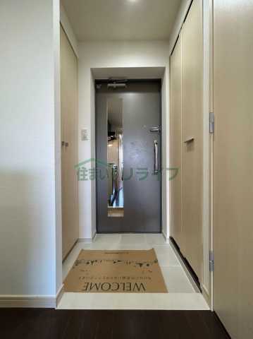 玄関　※参考写真です。同じ間取りの別部屋になります。