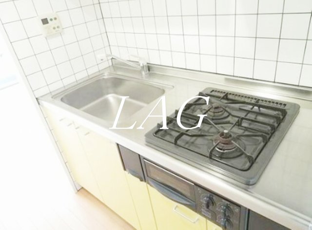 キッチン　キッチンです。