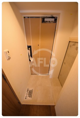 玄関　コスモ真田山　玄関