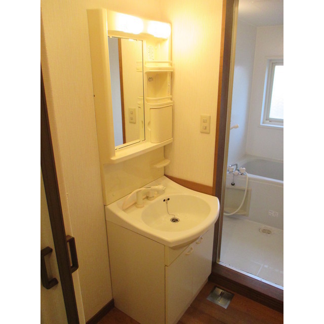 洗面設備　洗面化粧台