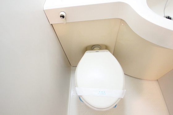 トイレ　※別号室の写真です