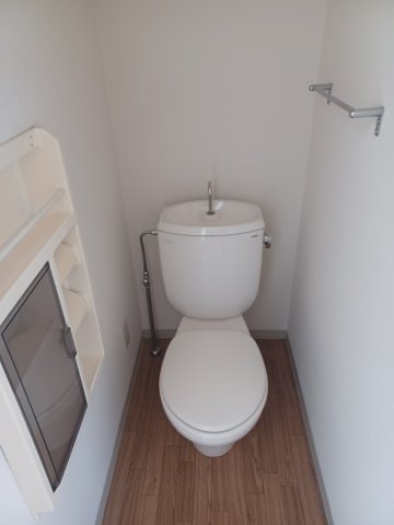 トイレ　コンパクトで使いやすいトイレです