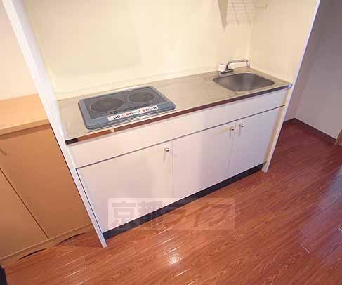 キッチン　使いやすく掃除もしやすいキッチンです。