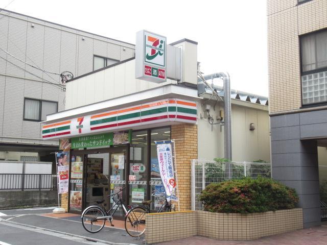 コンビニ　セブンイレブン（コンビニ）まで128m