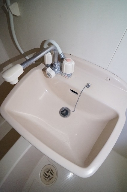 洗面設備　清潔感のある水回り♪