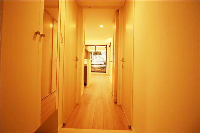 玄関　同型タイプ