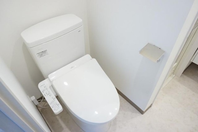 トイレ　シャワートイレ