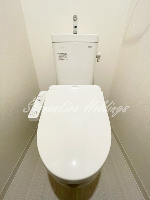 トイレ　清潔感のあるトイレです