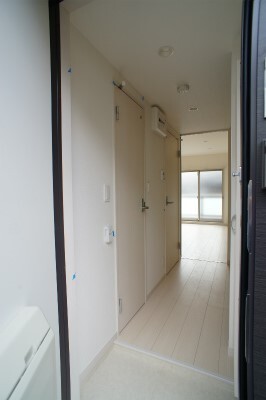 玄関　収納もある玄関です