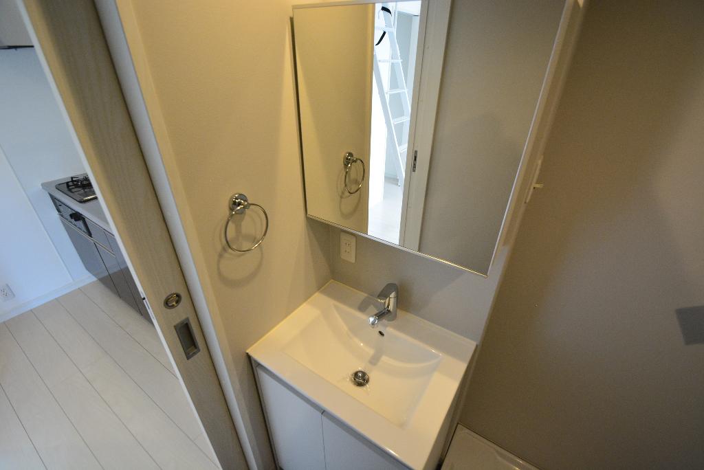 洗面設備　洗髪洗面化粧台